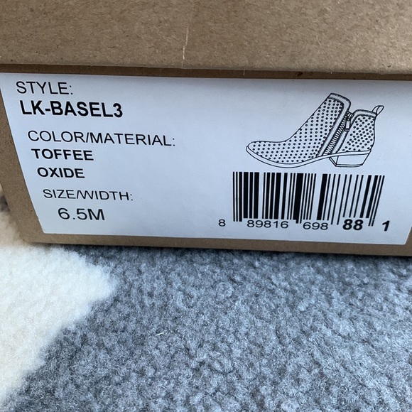 Womens Lucky Brand perforated Booties - Picture 7 of 7